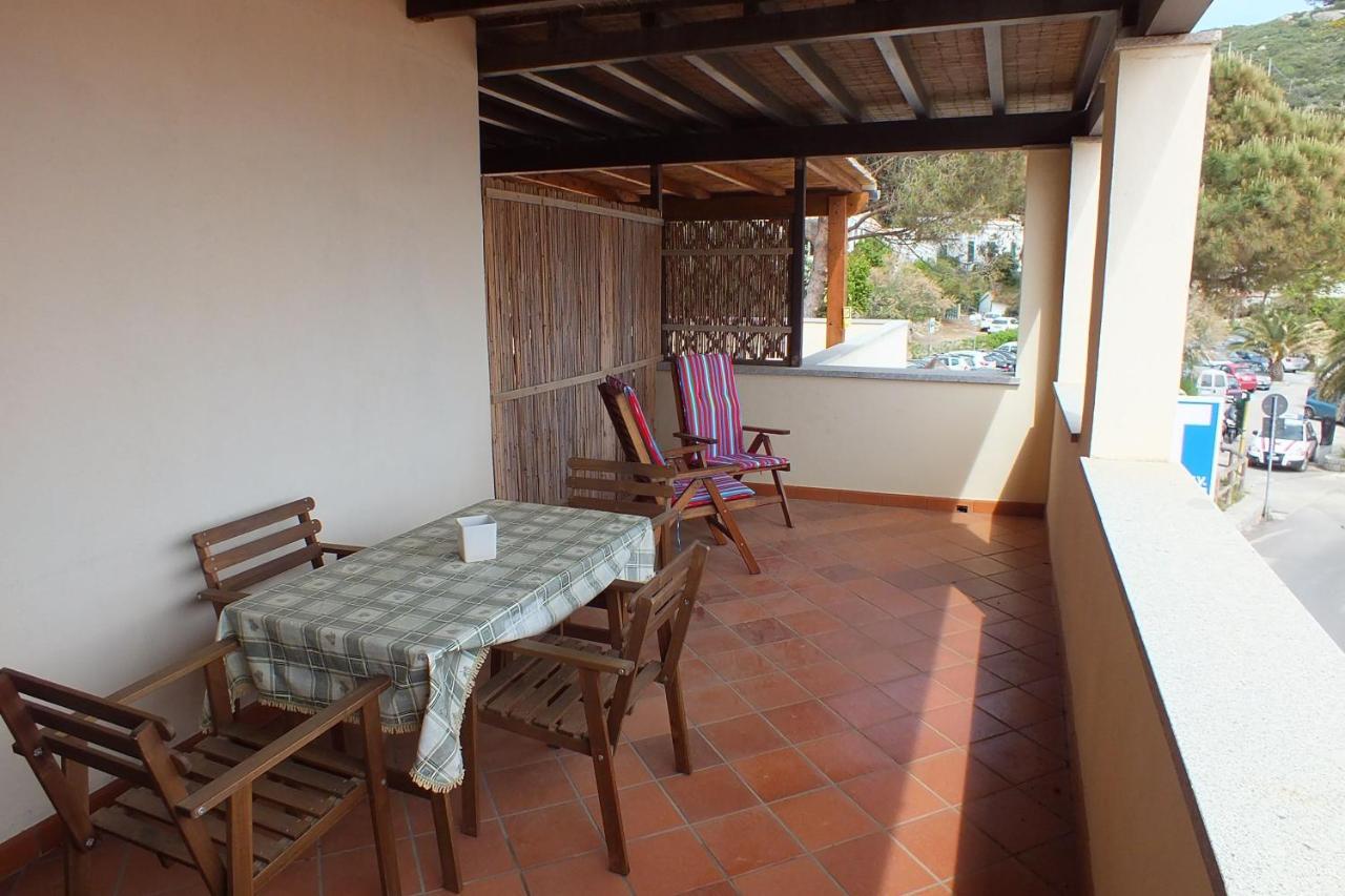 Appartement Le Soleil à Spiaggia di Cavoli Extérieur photo