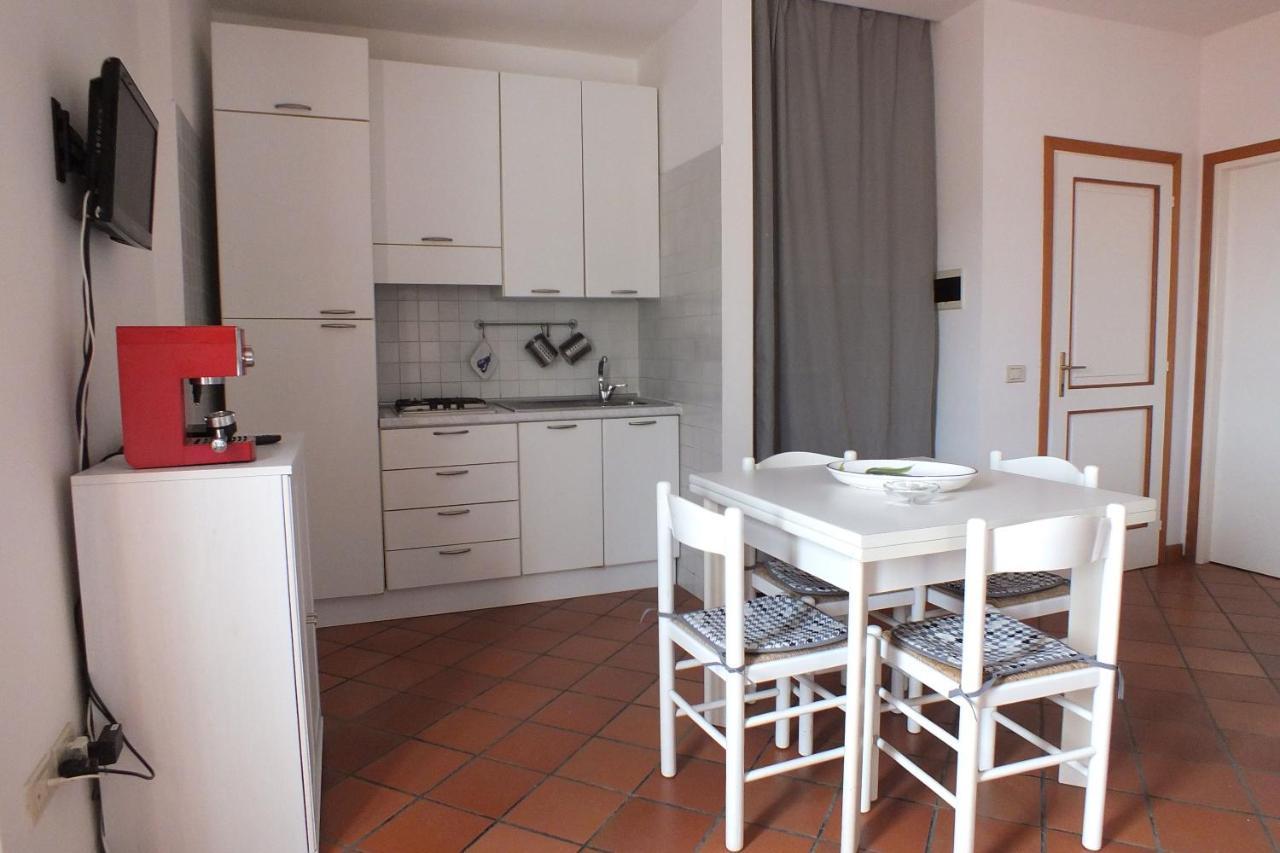 Appartement Le Soleil à Spiaggia di Cavoli Extérieur photo